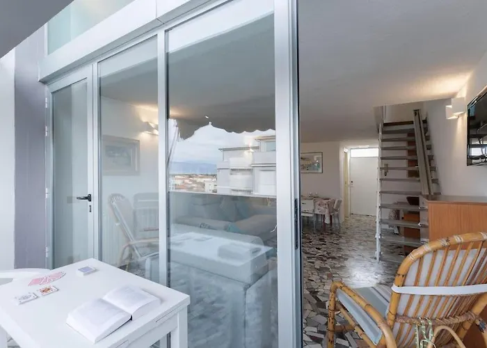 Duca D'aosta - Il Soffio Del Mare Апартаменти В'яреджо