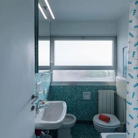 Duca D'aosta - Il Soffio Del Mare Viareggio