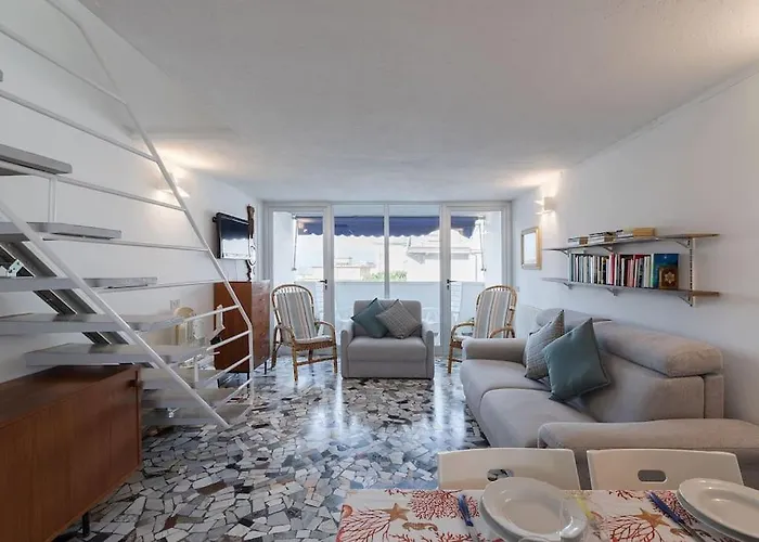 Apartment Duca D'aosta - Il Soffio Del Mare Viareggio