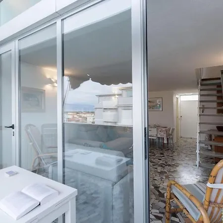 Duca D'aosta - Il Soffio Del Mare Apartament Viareggio
